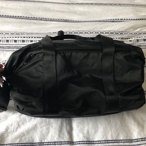 Lululemon asymmetric gym bag used once